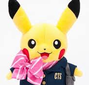 P10 - Peluche Pikachu hôtesse de l'air